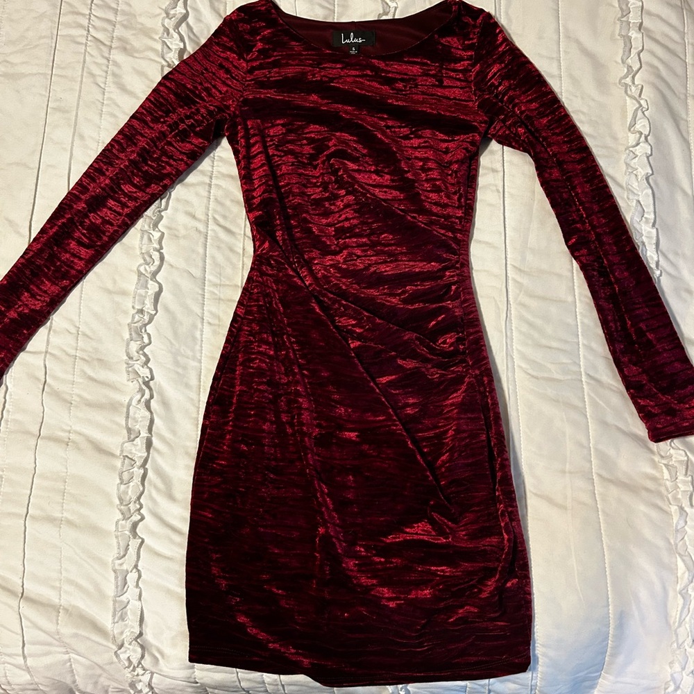 Lulu's Burgundy Velvet Long Sleeve Dress